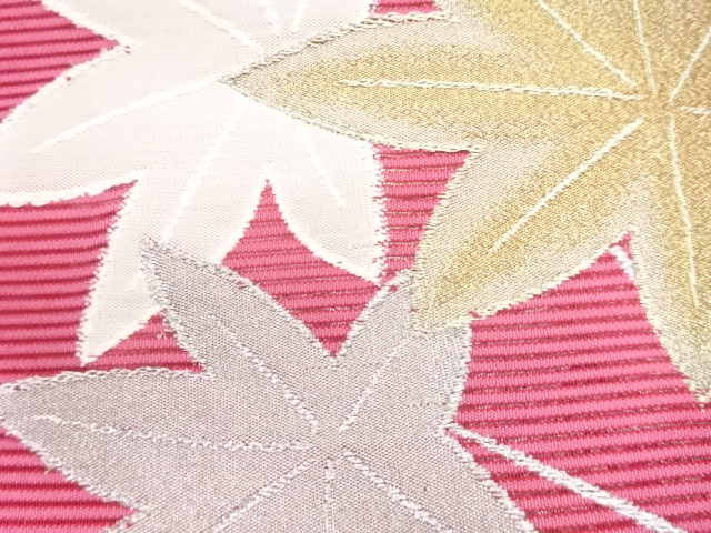 アンティーク　絽綴れ楓模様織り出し名古屋帯